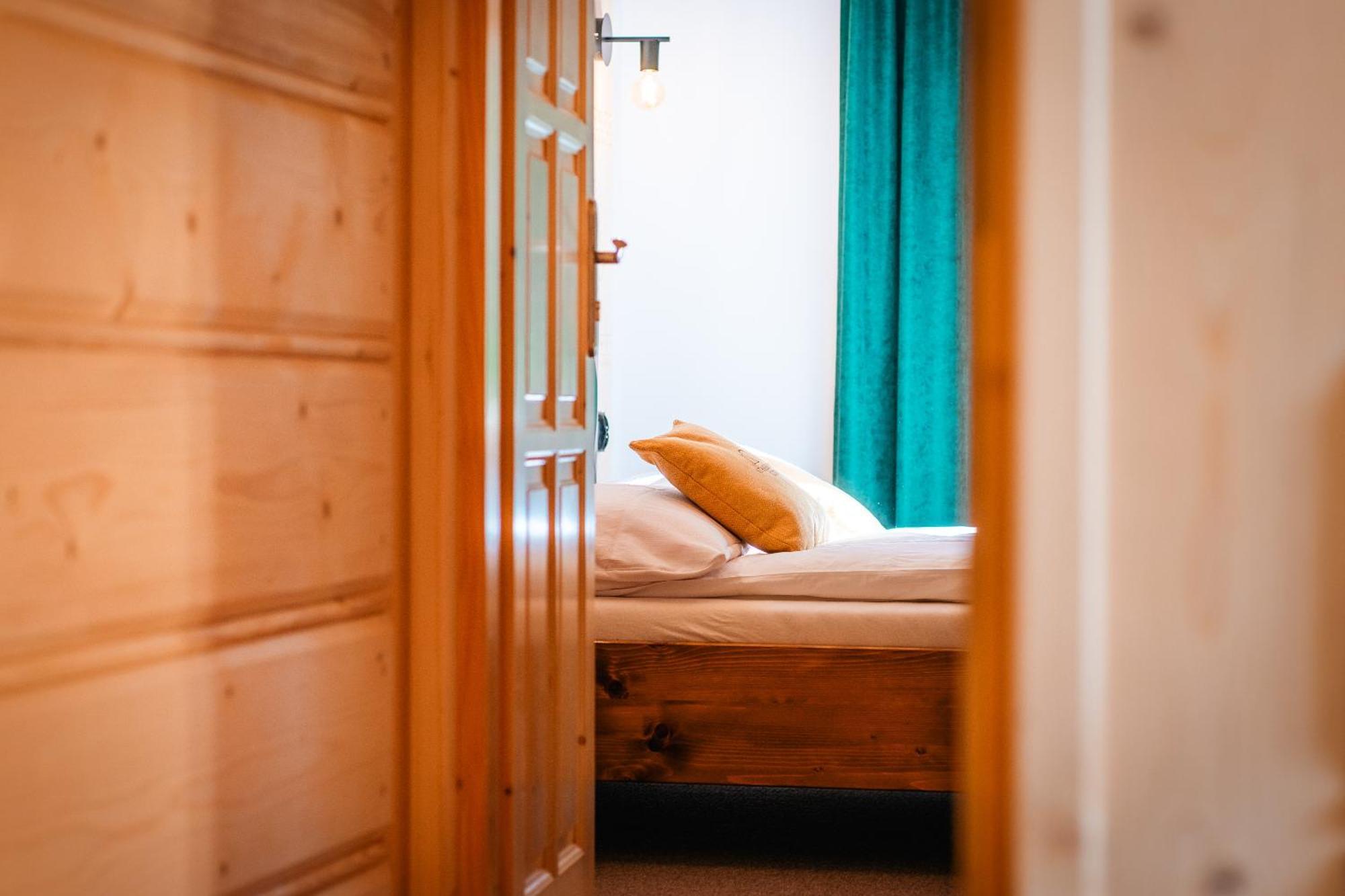 Apartamenty Dwupoziomowe Stasikowe Izby Bukowina Tatrzanska Ngoại thất bức ảnh